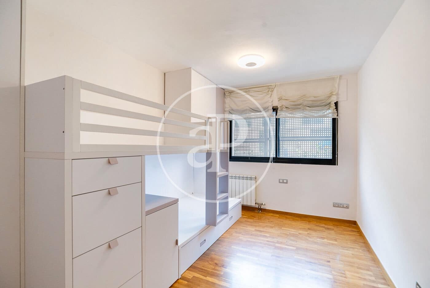 3 sypialnia Apartament na sprzedaż w Esplugues de Llobregat z basenem - 1 150 000 € (Ref: 9627555)