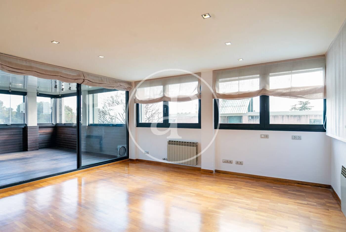 3 sypialnia Apartament na sprzedaż w Esplugues de Llobregat z basenem - 1 150 000 € (Ref: 9627555)