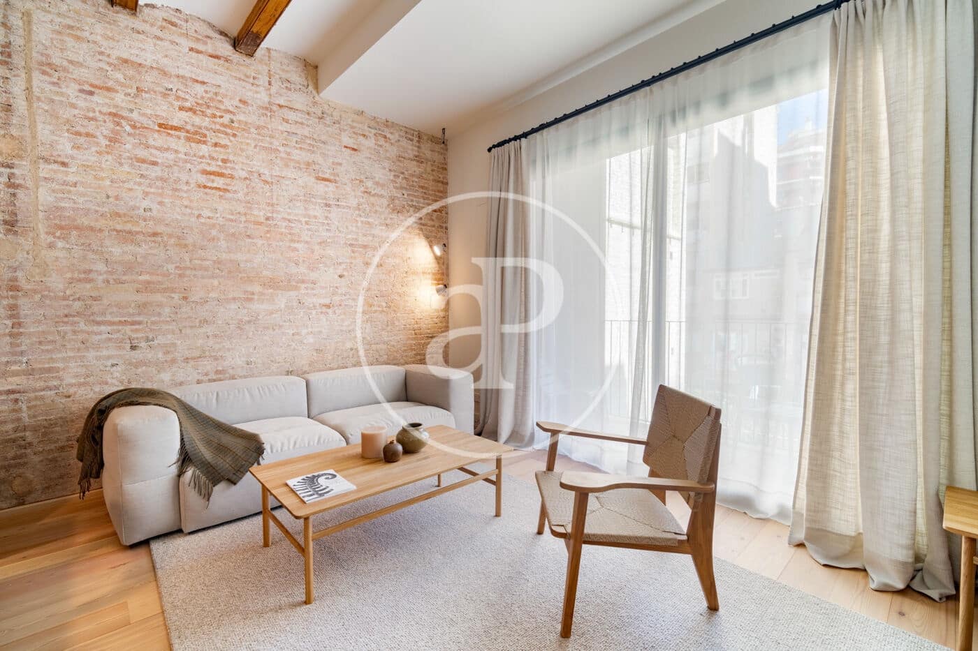 Apartament na sprzedaż w Miasto Barcelona - 770 000 € (Ref: 9627560)