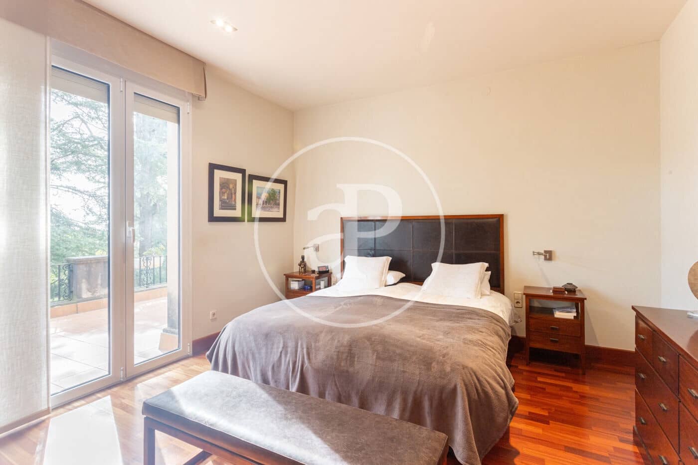 12 bedroom Villa for sale in Terrassa with pool - € 1,850,000 (Ref: 9627562)