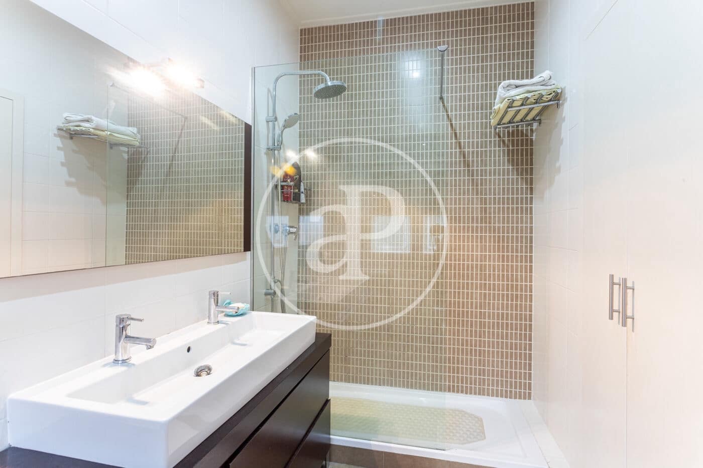 12 bedroom Villa for sale in Terrassa with pool - € 1,850,000 (Ref: 9627562)