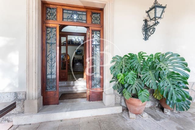 12 bedroom Villa for sale in Terrassa with pool - € 1,850,000 (Ref: 9627562)