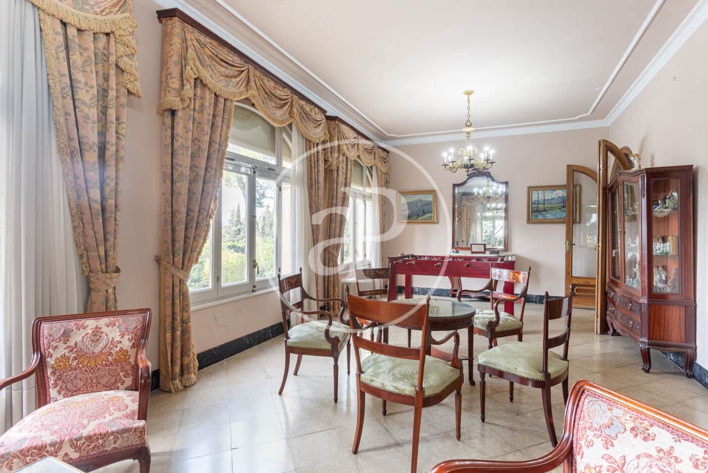 12 bedroom Villa for sale in Terrassa with pool - € 1,850,000 (Ref: 9627562)