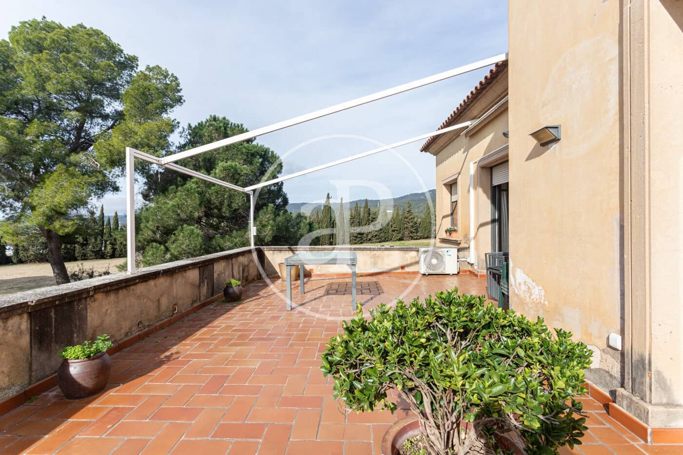 12 bedroom Villa for sale in Terrassa with pool - € 1,850,000 (Ref: 9627562)