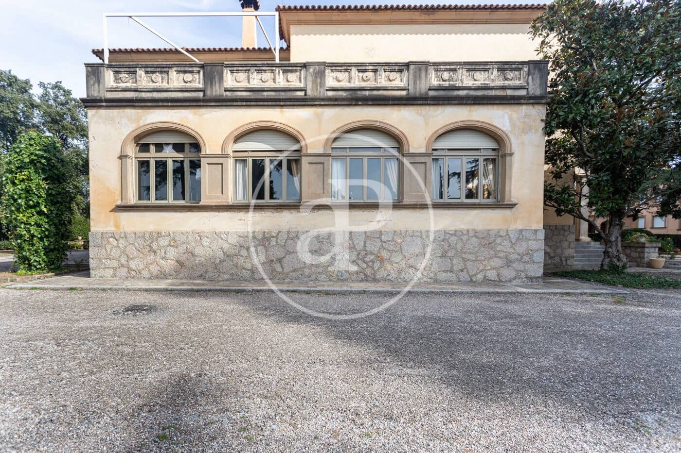 12 bedroom Villa for sale in Terrassa with pool - € 1,850,000 (Ref: 9627562)