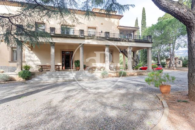 12 quarto Moradia para venda em Matadepera com piscina - 1 850 000 € (Ref: 9627562)