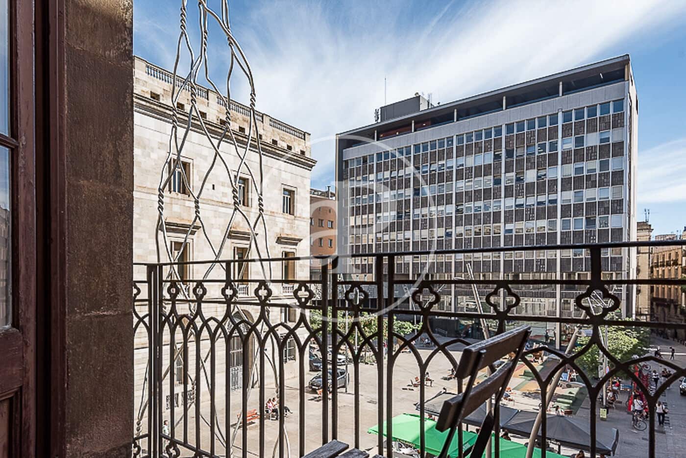 3 soveværelse Lejlighed til leje i Barcelona by - € 2.420 (Ref: 9634577)