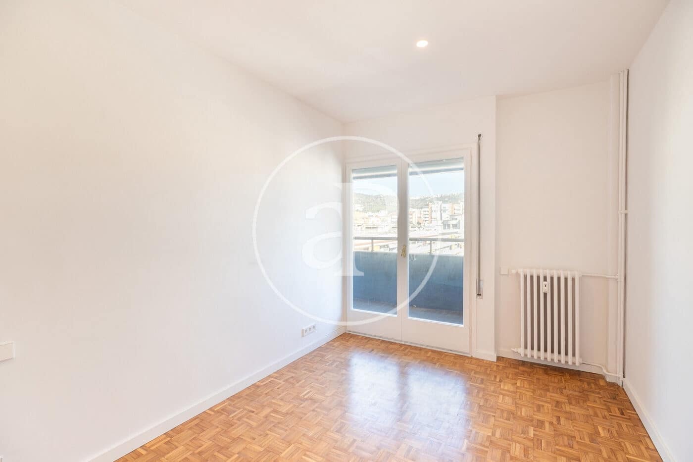 3 soveværelse Lejlighed til leje i Barcelona by - € 3.300 (Ref: 9634578)