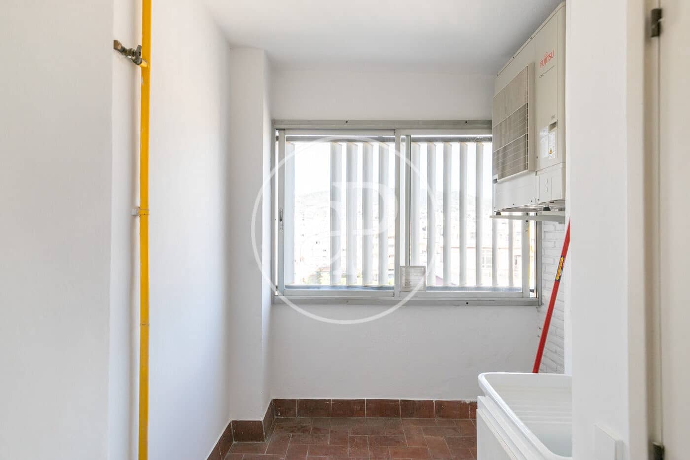 3 soveværelse Lejlighed til leje i Barcelona by - € 3.300 (Ref: 9634578)