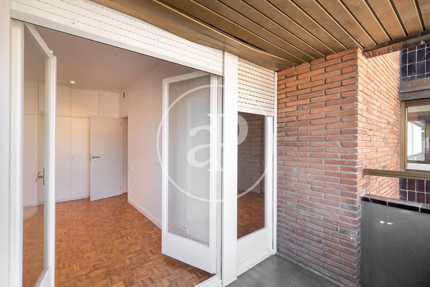 3 soveværelse Lejlighed til leje i Barcelona by - € 3.300 (Ref: 9634578)