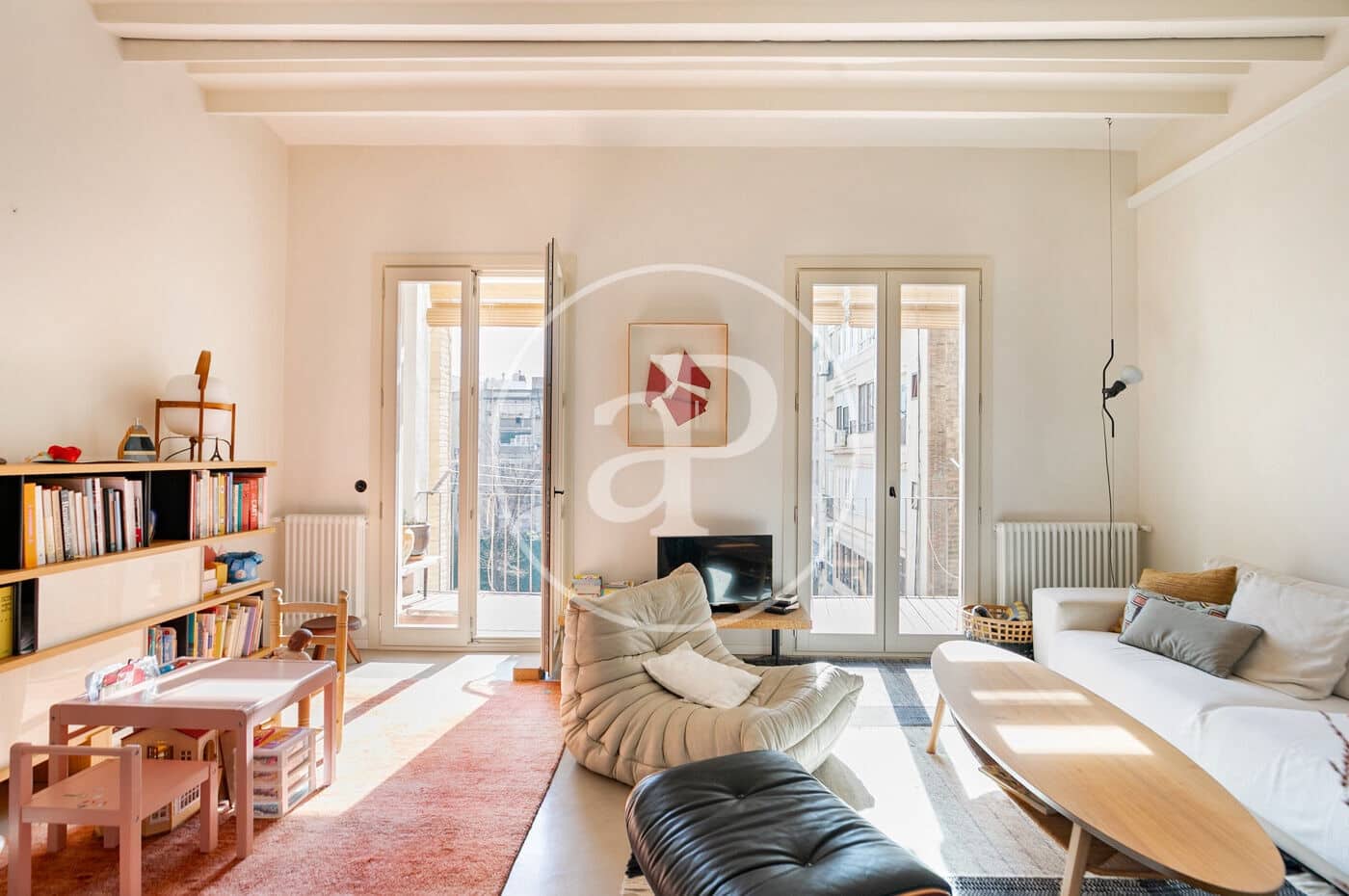 3 bedroom Apartment for sale in Barcelona city - € 980,000 (Ref: 9634579)