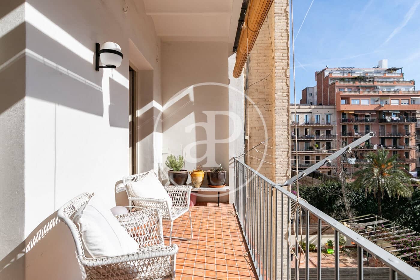 3 bedroom Apartment for sale in Barcelona city - € 980,000 (Ref: 9634579)