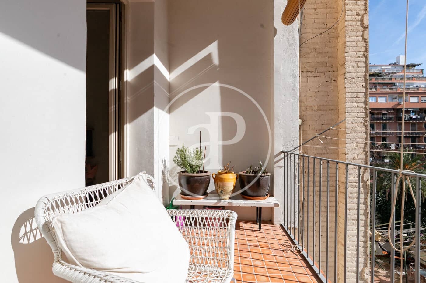 3 bedroom Apartment for sale in Barcelona city - € 980,000 (Ref: 9634579)