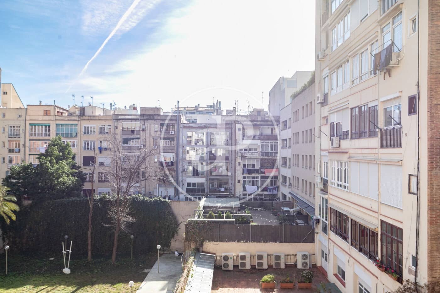 3 bedroom Apartment for sale in Barcelona city - € 980,000 (Ref: 9634579)