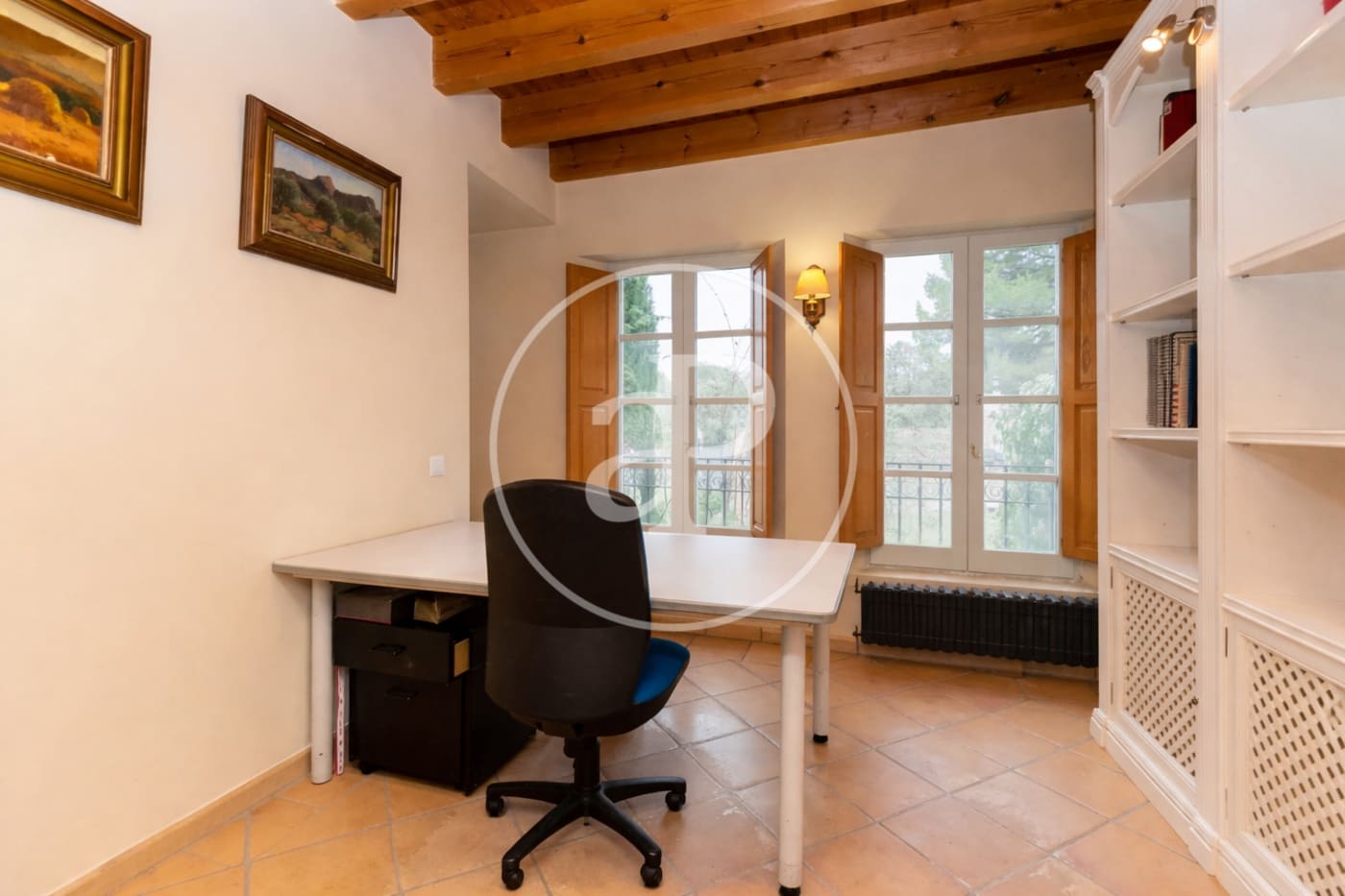 5 soveværelse Villa til salg i Matadepera med swimmingpool - € 980.000 (Ref: 9637540)