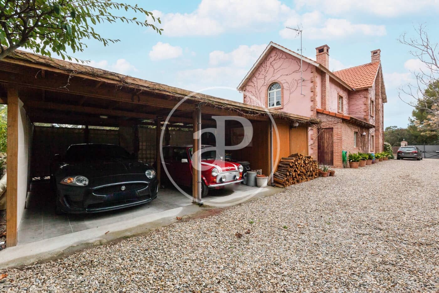 5 soveværelse Villa til salg i Matadepera med swimmingpool - € 980.000 (Ref: 9637540)