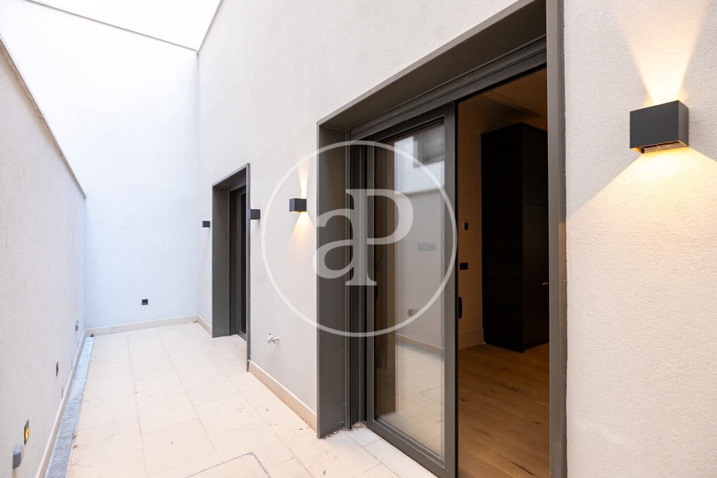 1 sypialnia Apartament na sprzedaż w Miasto Barcelona - 375 000 € (Ref: 9637541)
