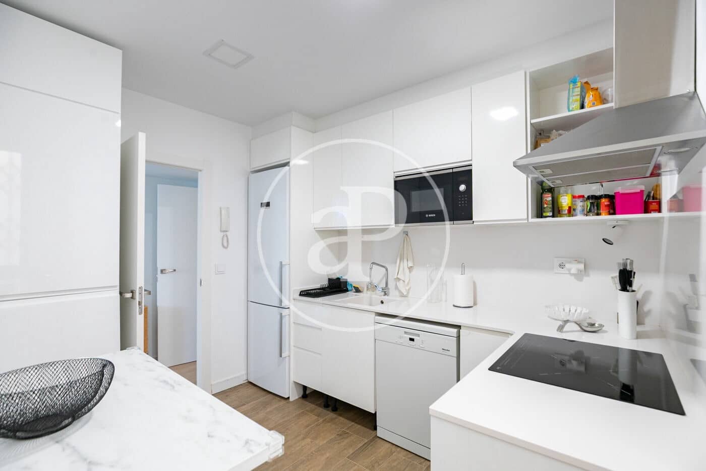 3 soveværelse Lejlighed til salg i Barcelona by - € 850.000 (Ref: 9645001)