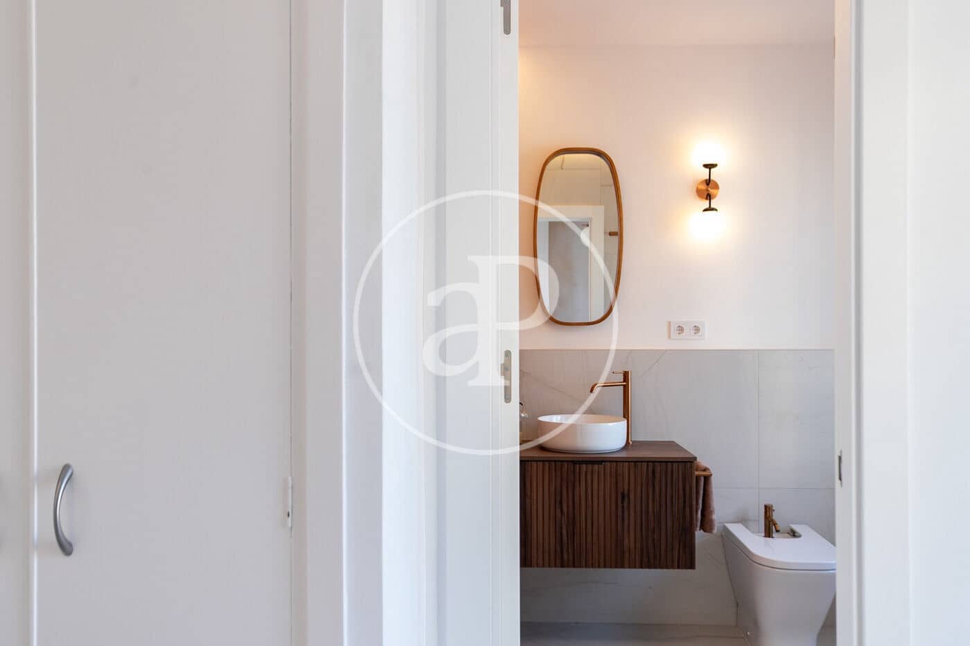 3 bedroom Penthouse for sale in Barcelona city - € 1,290,000 (Ref: 9645002)