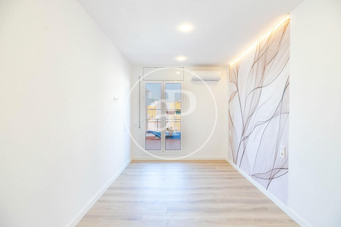 3 bedroom Penthouse for sale in Barcelona city - € 1,290,000 (Ref: 9645002)