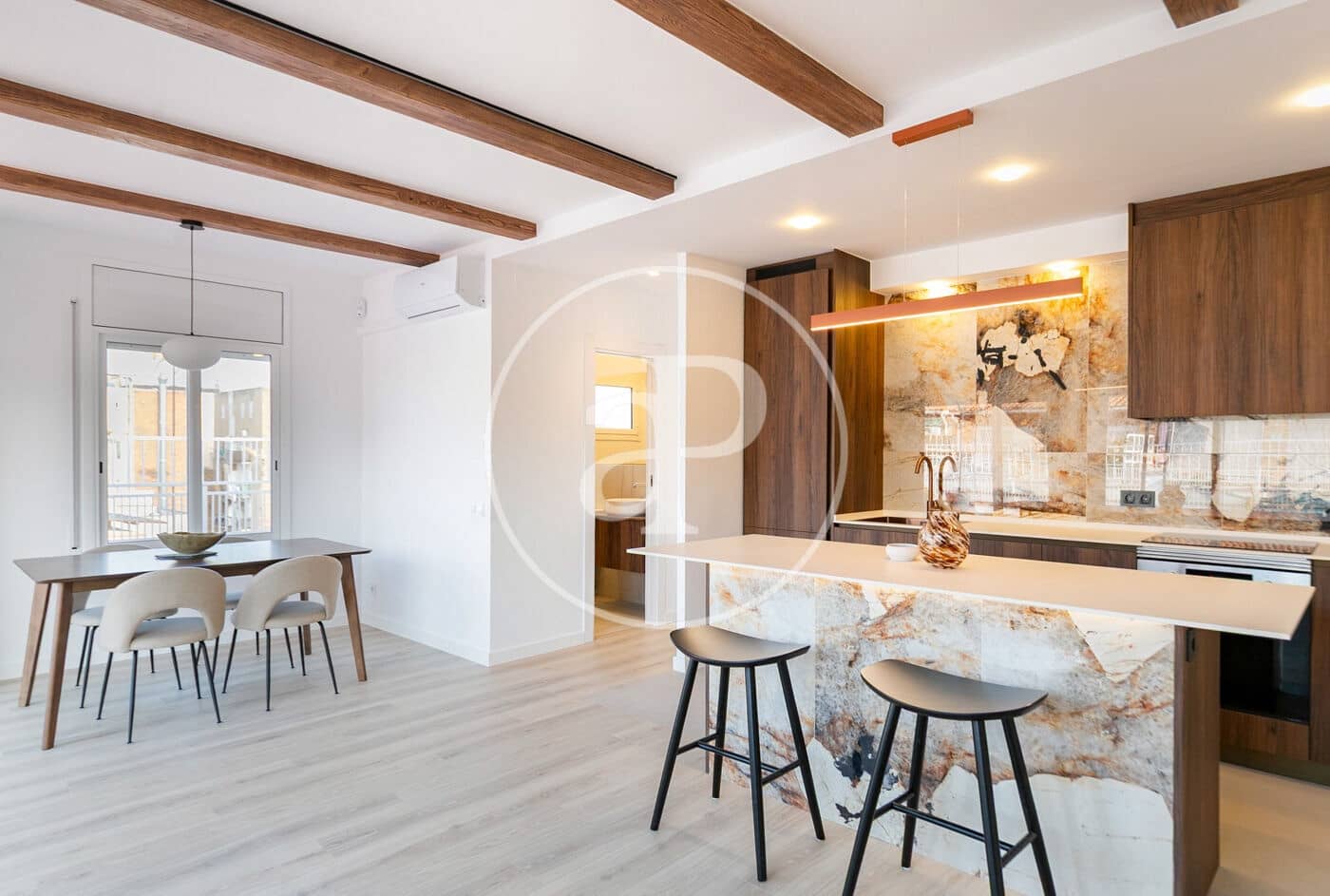 3 bedroom Penthouse for sale in Barcelona city - € 1,290,000 (Ref: 9645002)