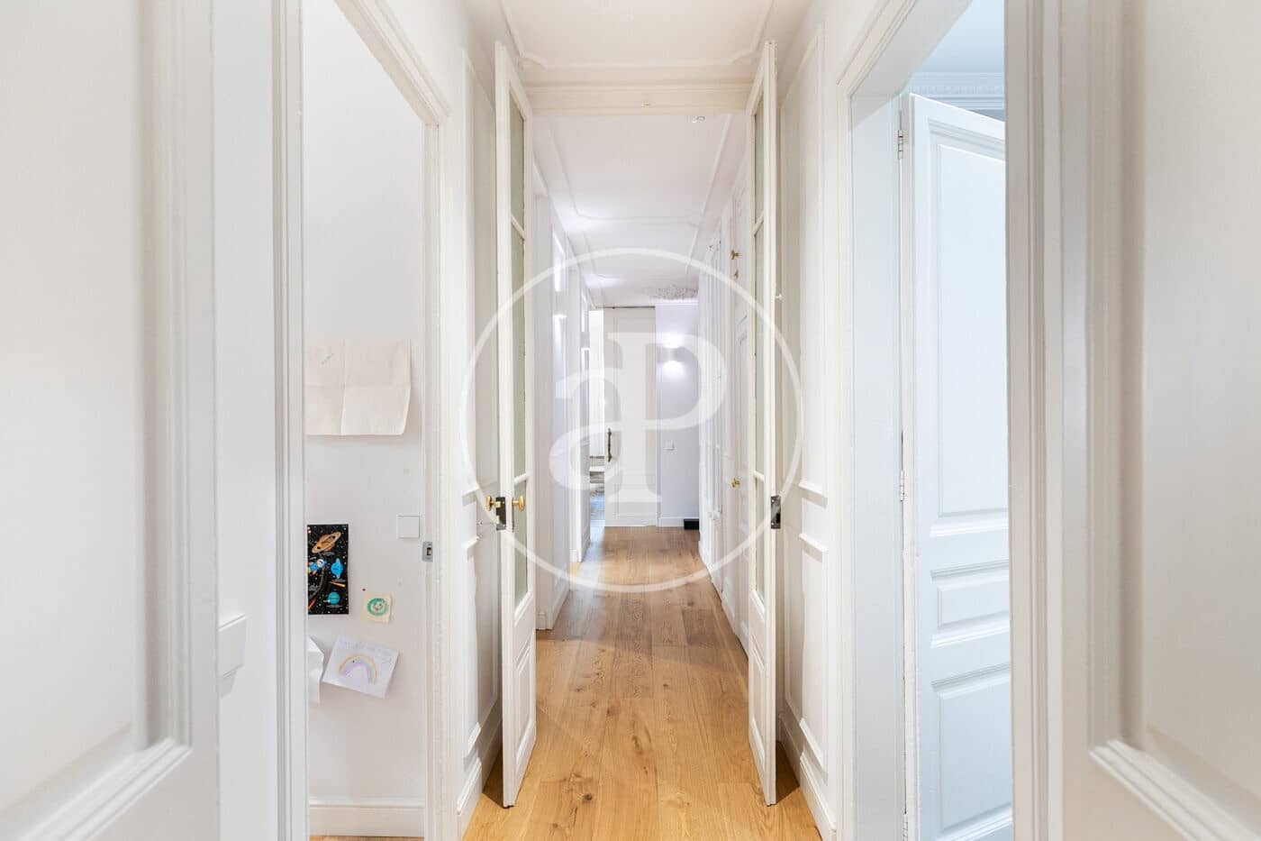 Appartement de 3 chambres à louer à Barcelone ville - 2 255 € (Ref: 9645003)