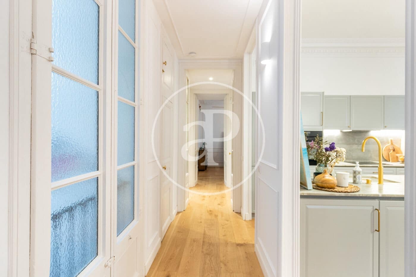 Appartement de 3 chambres à louer à Barcelone ville - 2 255 € (Ref: 9645003)