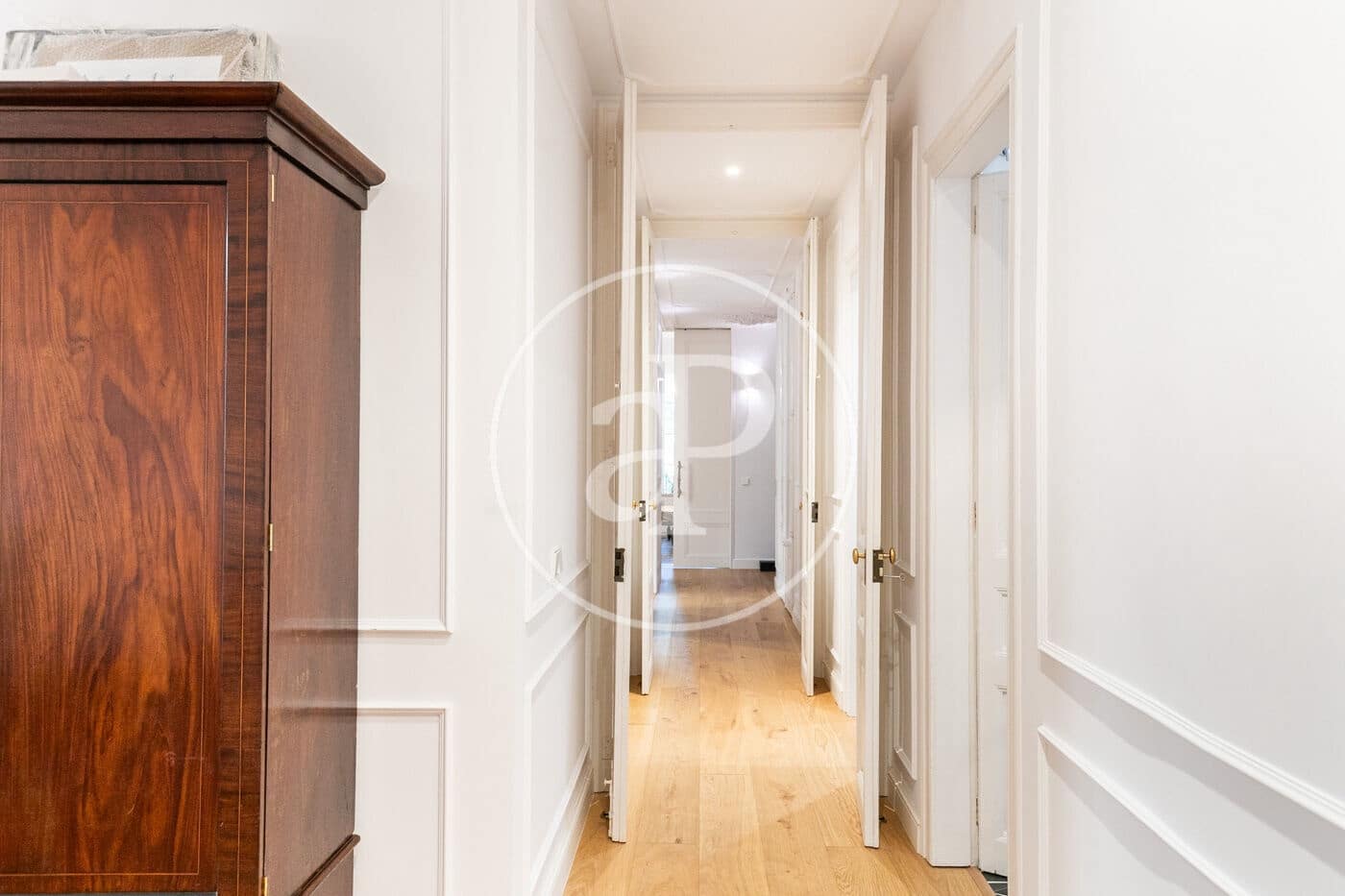 Appartement de 3 chambres à louer à Barcelone ville - 2 255 € (Ref: 9645003)