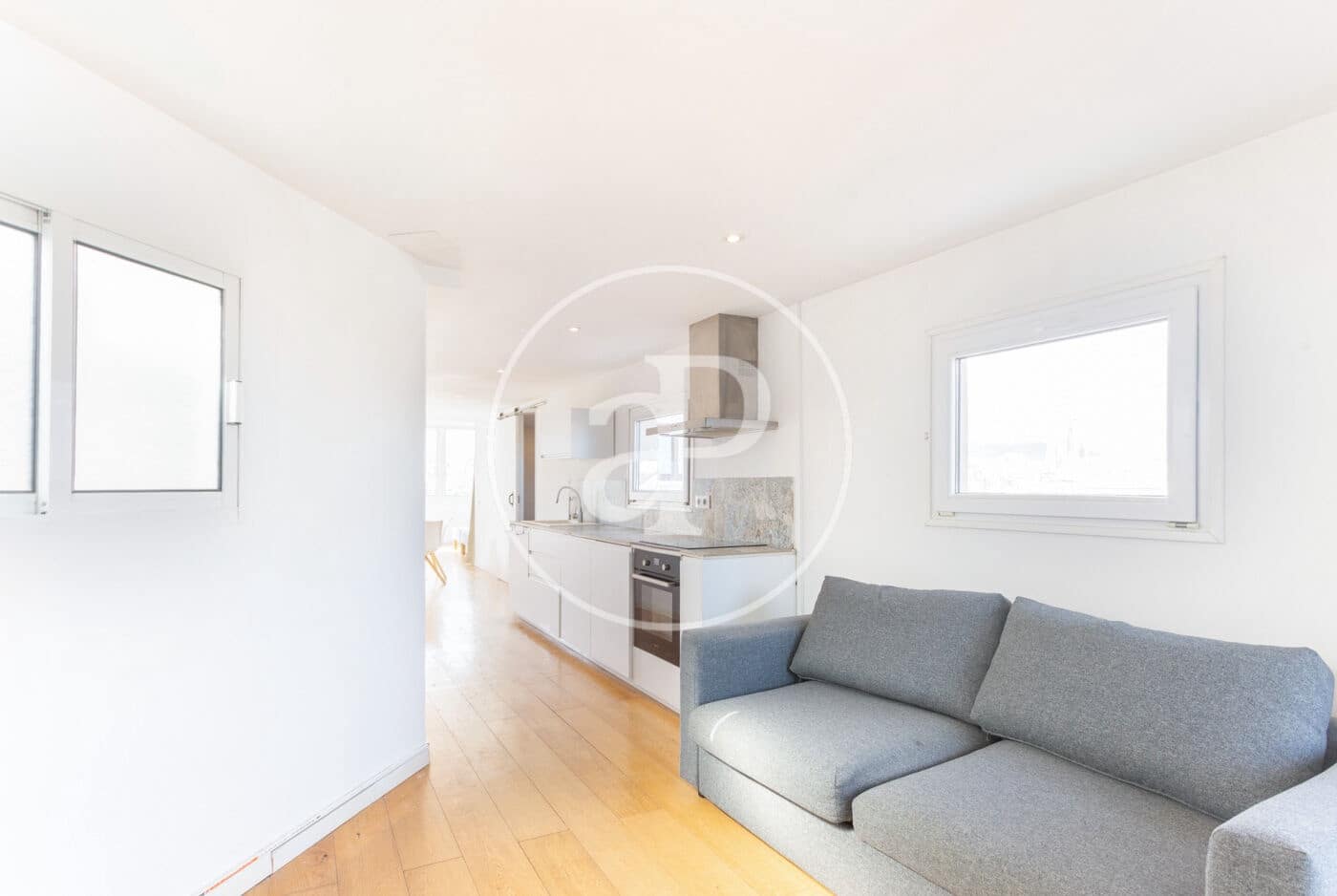 1 quarto Apartamento para arrendar em Barcelona cidade - 1 900 € (Ref: 9648094)