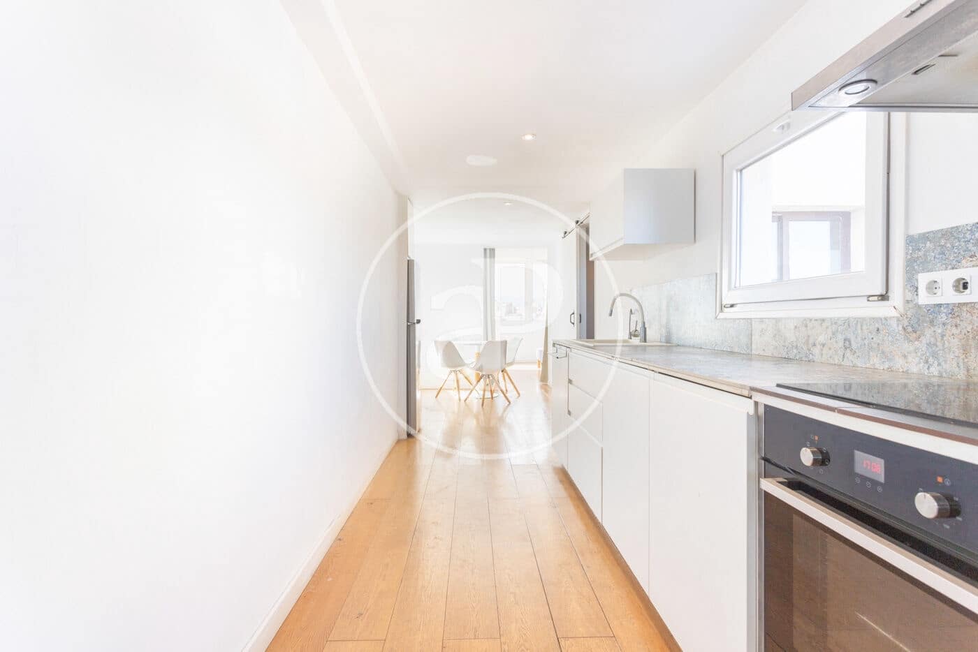 1 quarto Apartamento para arrendar em Barcelona cidade - 1 900 € (Ref: 9648094)