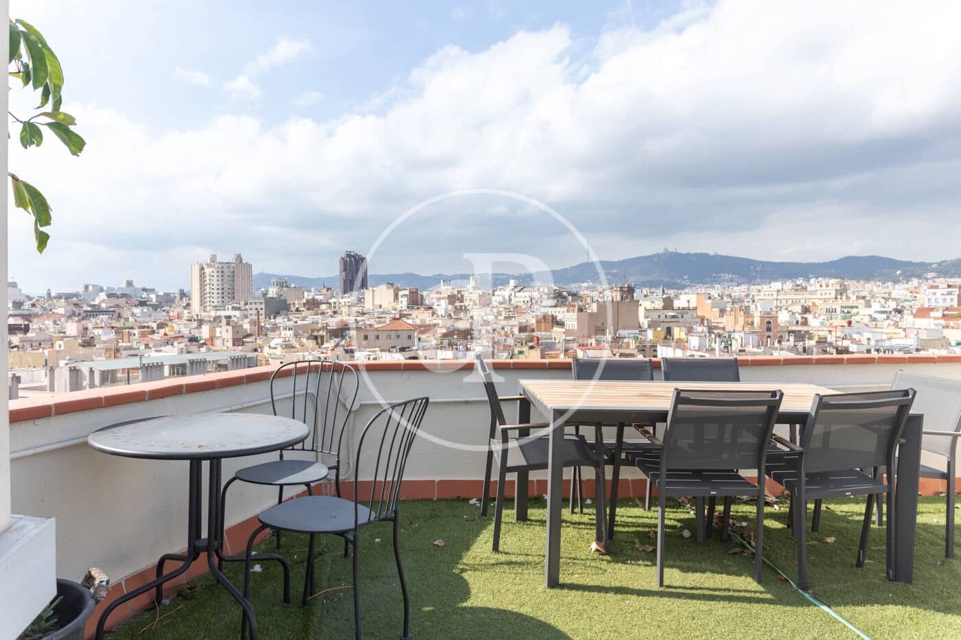 1 quarto Apartamento para arrendar em Barcelona cidade - 1 900 € (Ref: 9648094)