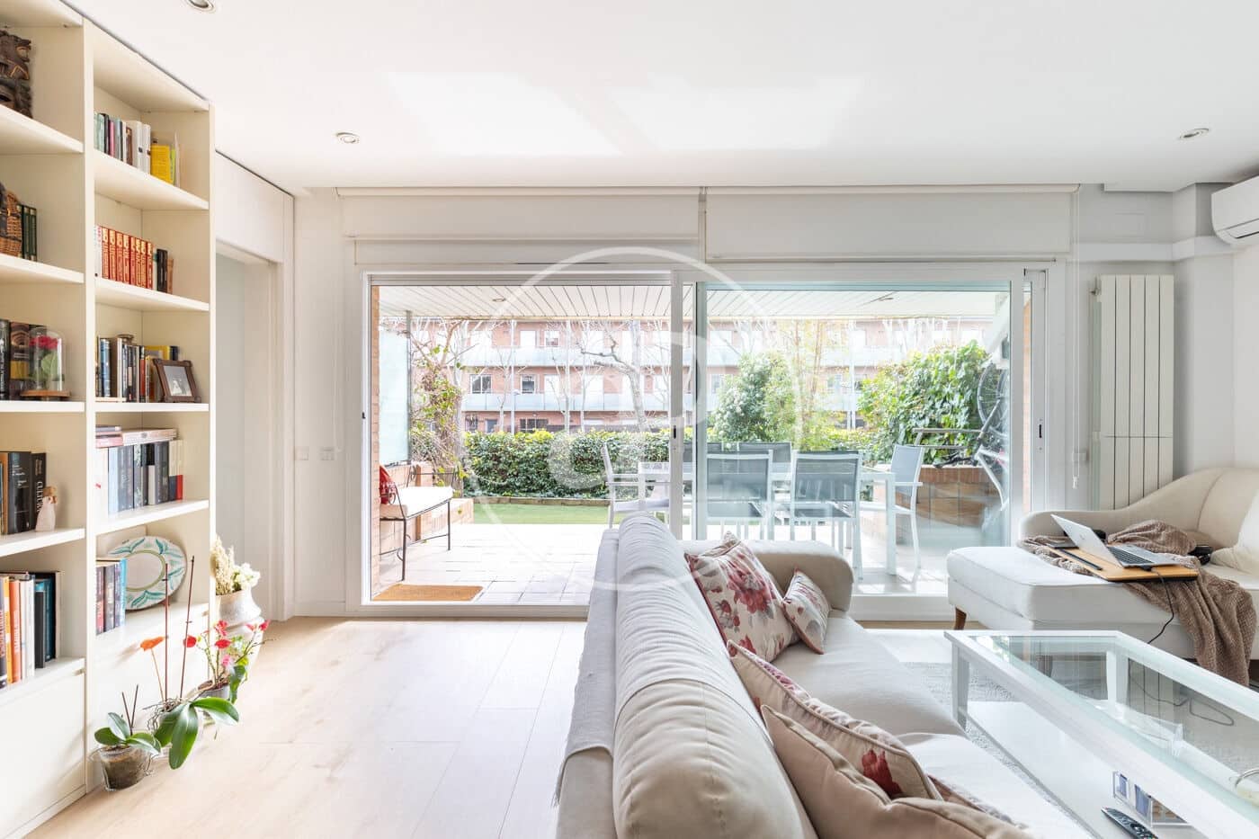 4 soveværelse Lejlighed til leje i Sant Cugat del Valles med swimmingpool - € 2.850 (Ref: 9651938)