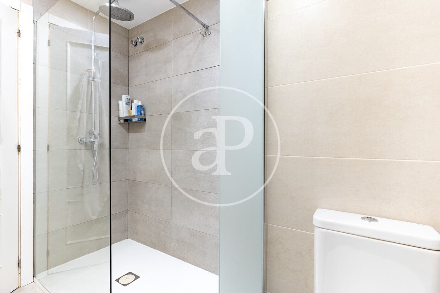 4 soveværelse Lejlighed til leje i Sant Cugat del Valles med swimmingpool - € 2.850 (Ref: 9651938)