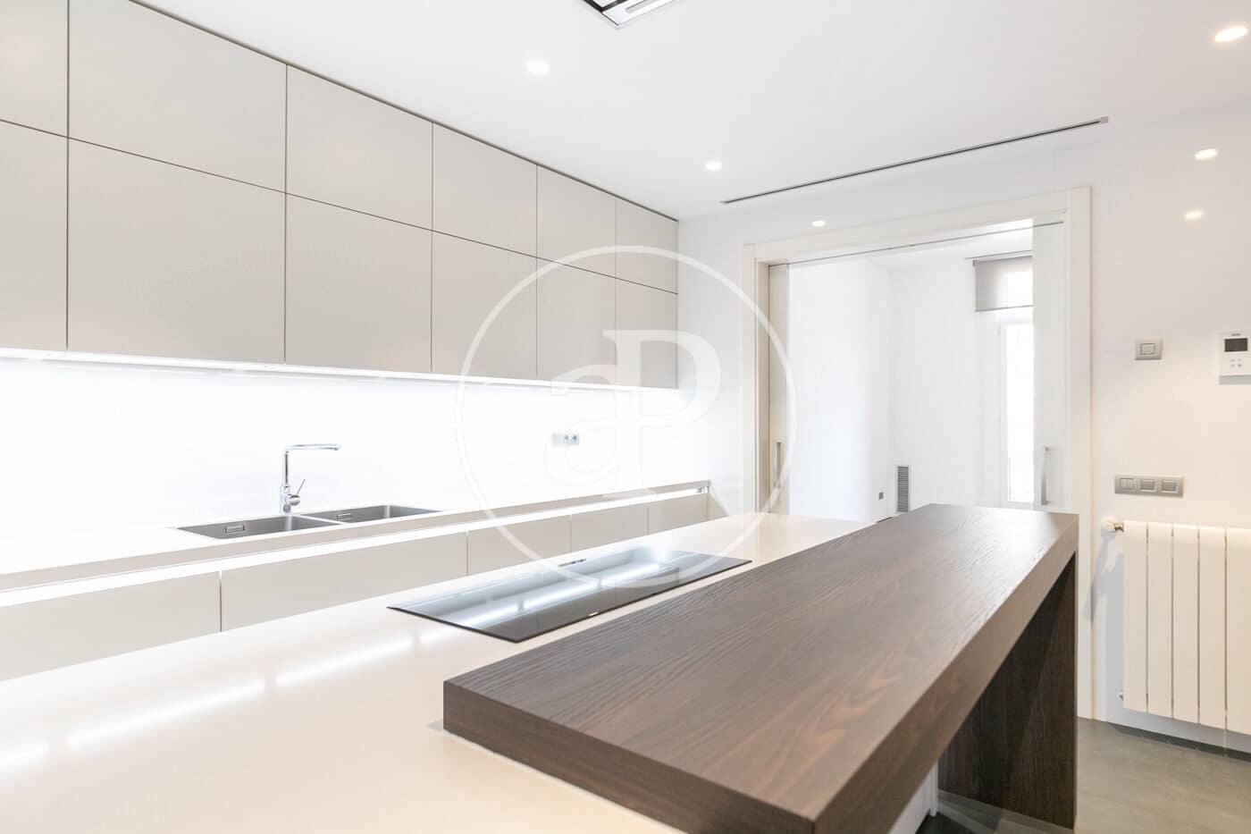 2 sovrum Lägenhet att hyra i Barcelona stad - 7 500 € (Ref: 9656075)
