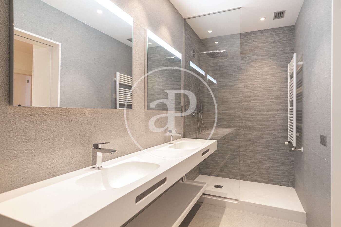 2 sovrum Lägenhet att hyra i Barcelona stad - 7 500 € (Ref: 9656075)