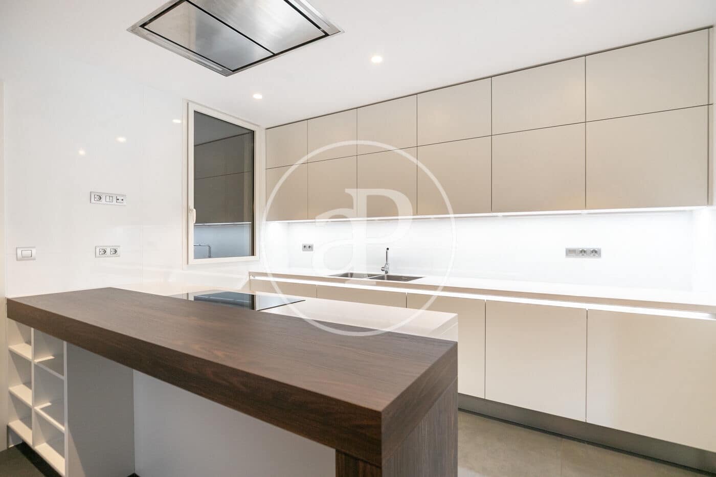 2 sovrum Lägenhet att hyra i Barcelona stad - 7 500 € (Ref: 9656075)