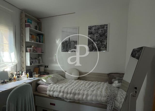 4 quarto Moradia para venda em Teià com piscina - 798 000 € (Ref: 9656076)