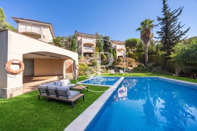 Chalet de 4 habitaciones en Teià en venta con piscina garaje - 750.000 € (Ref: 9656076)
