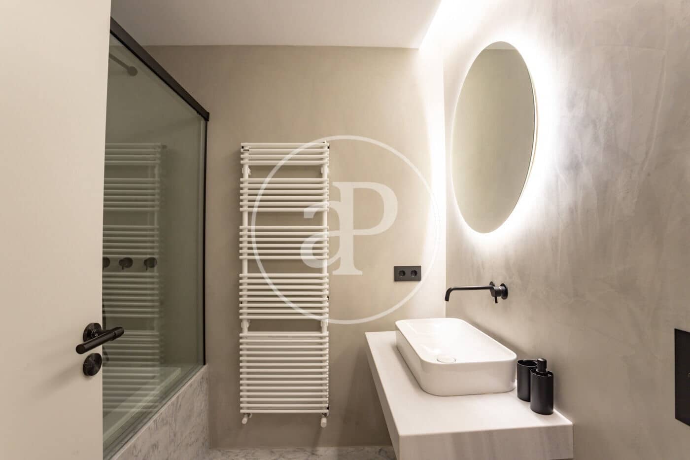 2 makuuhuone Huoneisto vuokrattavana paikassa Barcelona kaupunki - 3 800 € (Ref: 9656078)