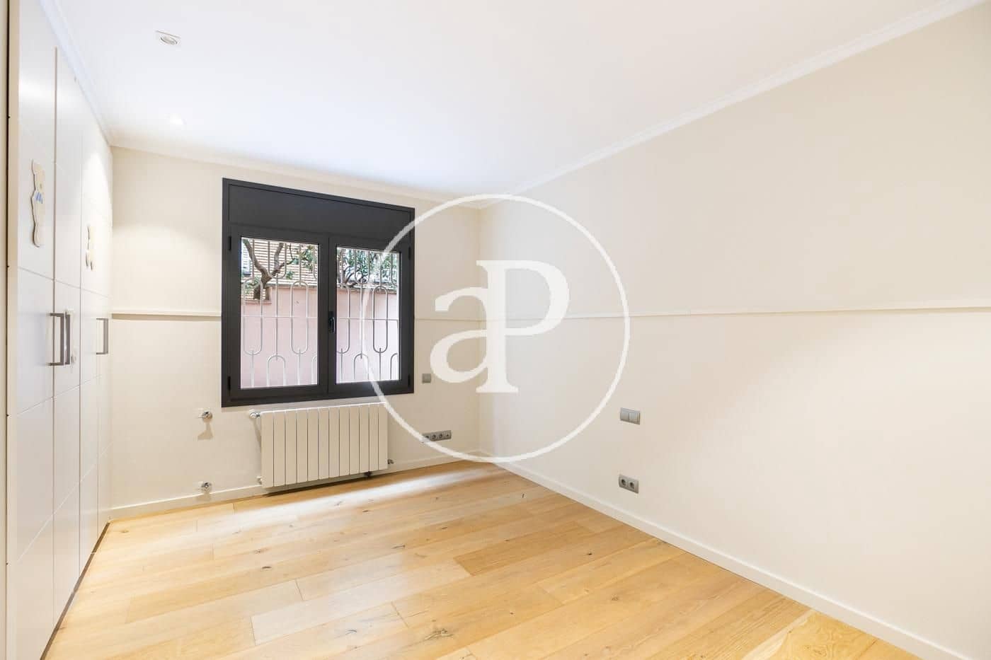 5 soveværelse Lejlighed til leje i Barcelona by - € 4.400 (Ref: 9670627)