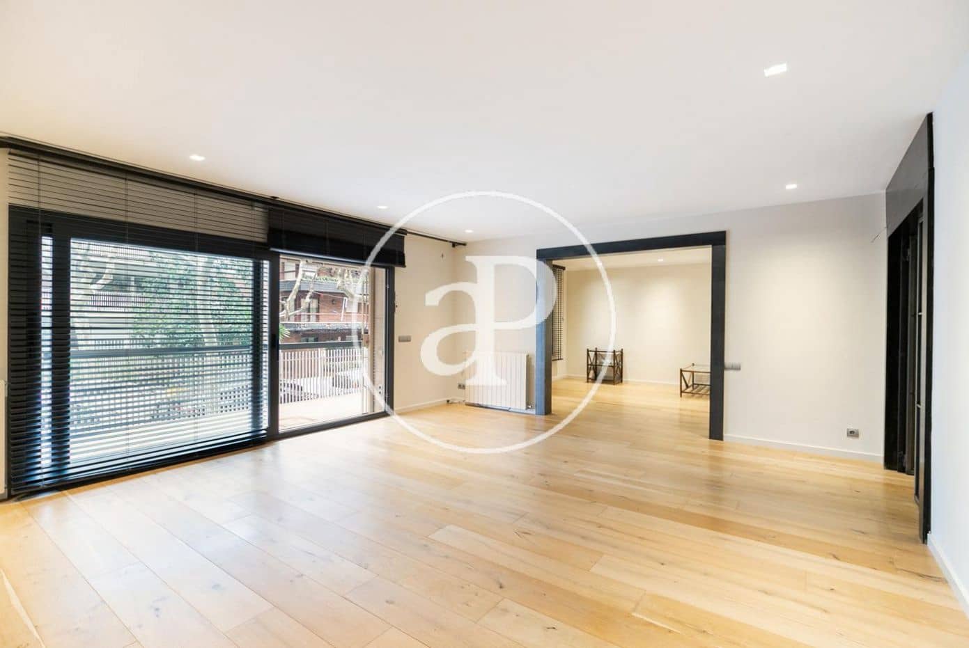 5 soveværelse Lejlighed til leje i Barcelona by - € 4.400 (Ref: 9670627)