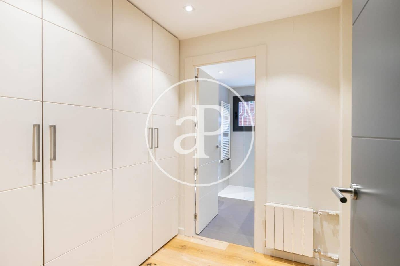 5 soveværelse Lejlighed til leje i Barcelona by - € 4.400 (Ref: 9670627)