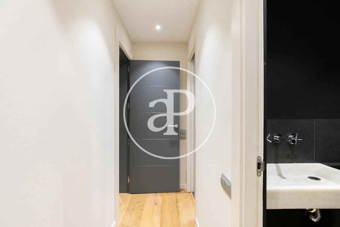 5 soveværelse Lejlighed til leje i Barcelona by - € 4.400 (Ref: 9670627)