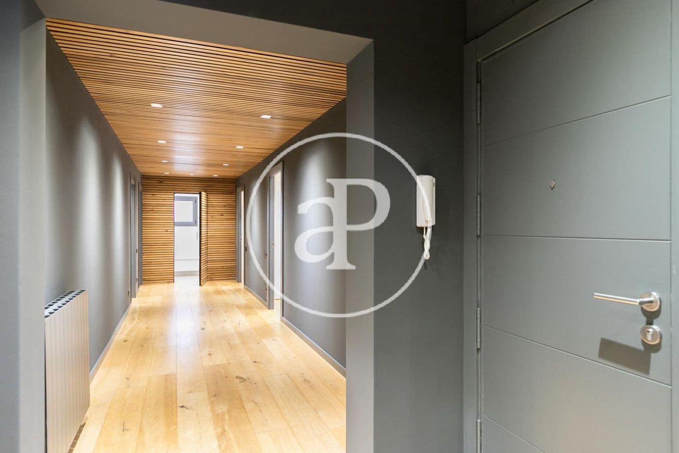 5 soveværelse Lejlighed til leje i Barcelona by - € 4.400 (Ref: 9670627)