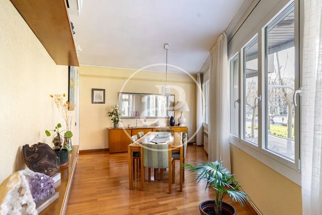 4 sypialnia Apartament na sprzedaż w La Dreta de L'Eixample, Miasto Barcelona - 798 000 € (Ref: 9674198)