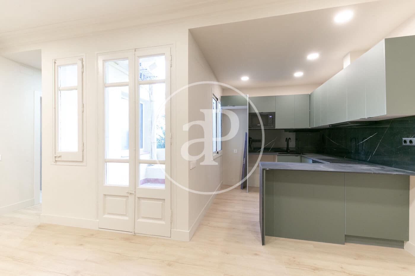 2 sypialnia Apartament na sprzedaż w Miasto Barcelona - 450 000 € (Ref: 9674199)