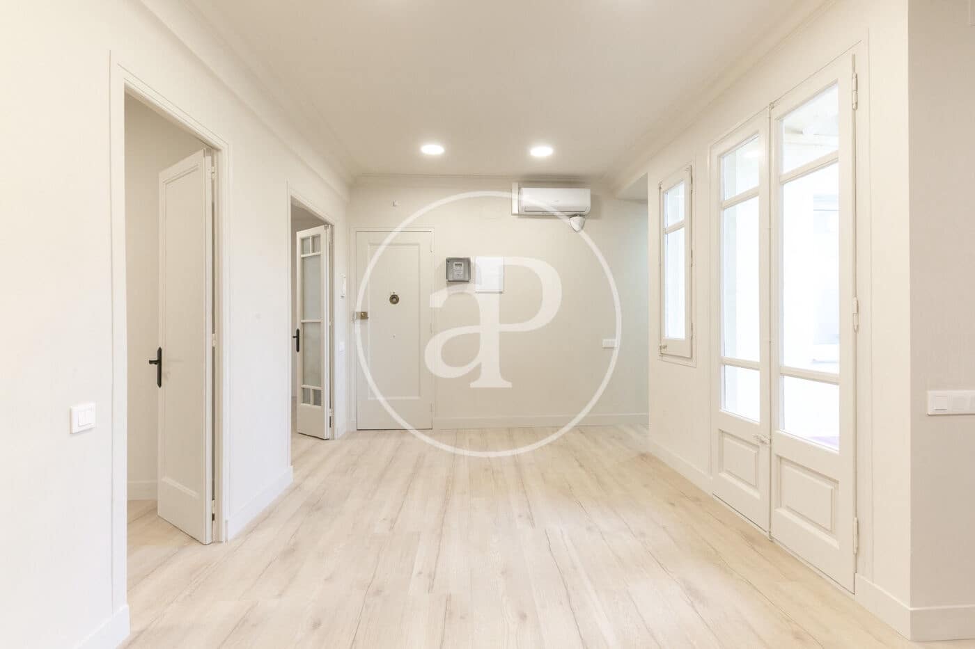 2 sypialnia Apartament na sprzedaż w Miasto Barcelona - 450 000 € (Ref: 9674199)