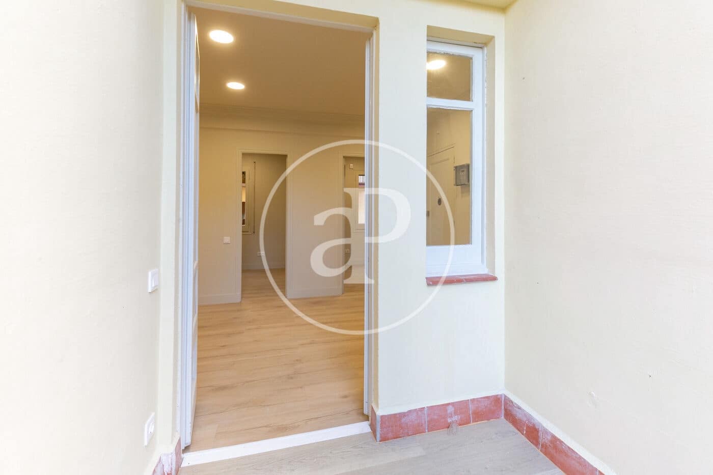 2 sypialnia Apartament na sprzedaż w Miasto Barcelona - 450 000 € (Ref: 9674199)