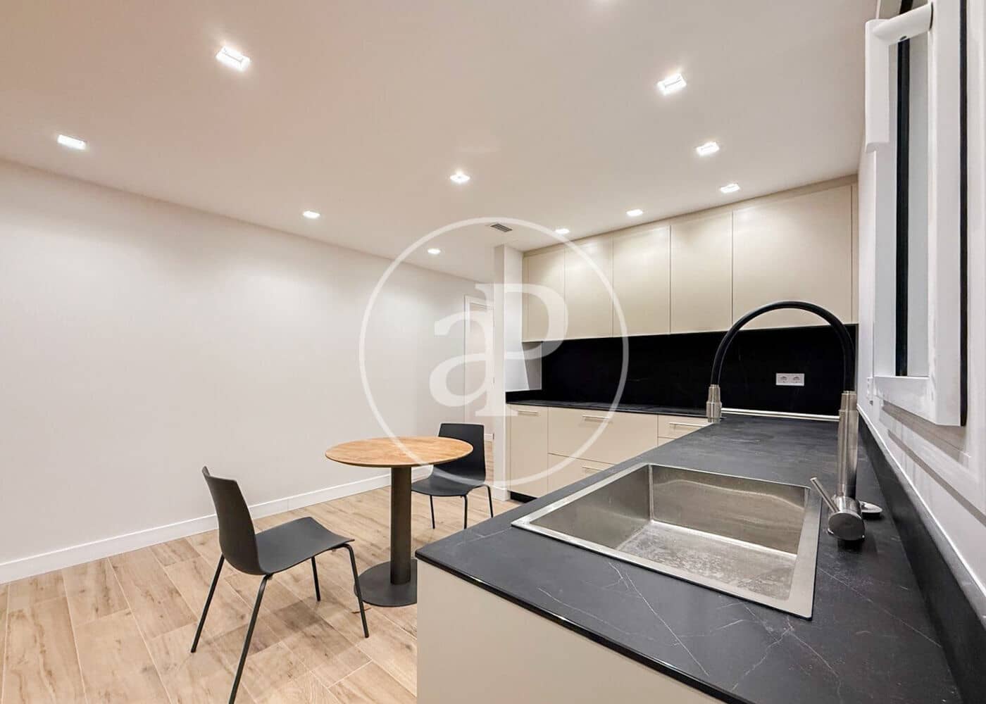 2 soverom Leilighet til salgs i Barcelona by - € 769 000 (Ref: 9674200)