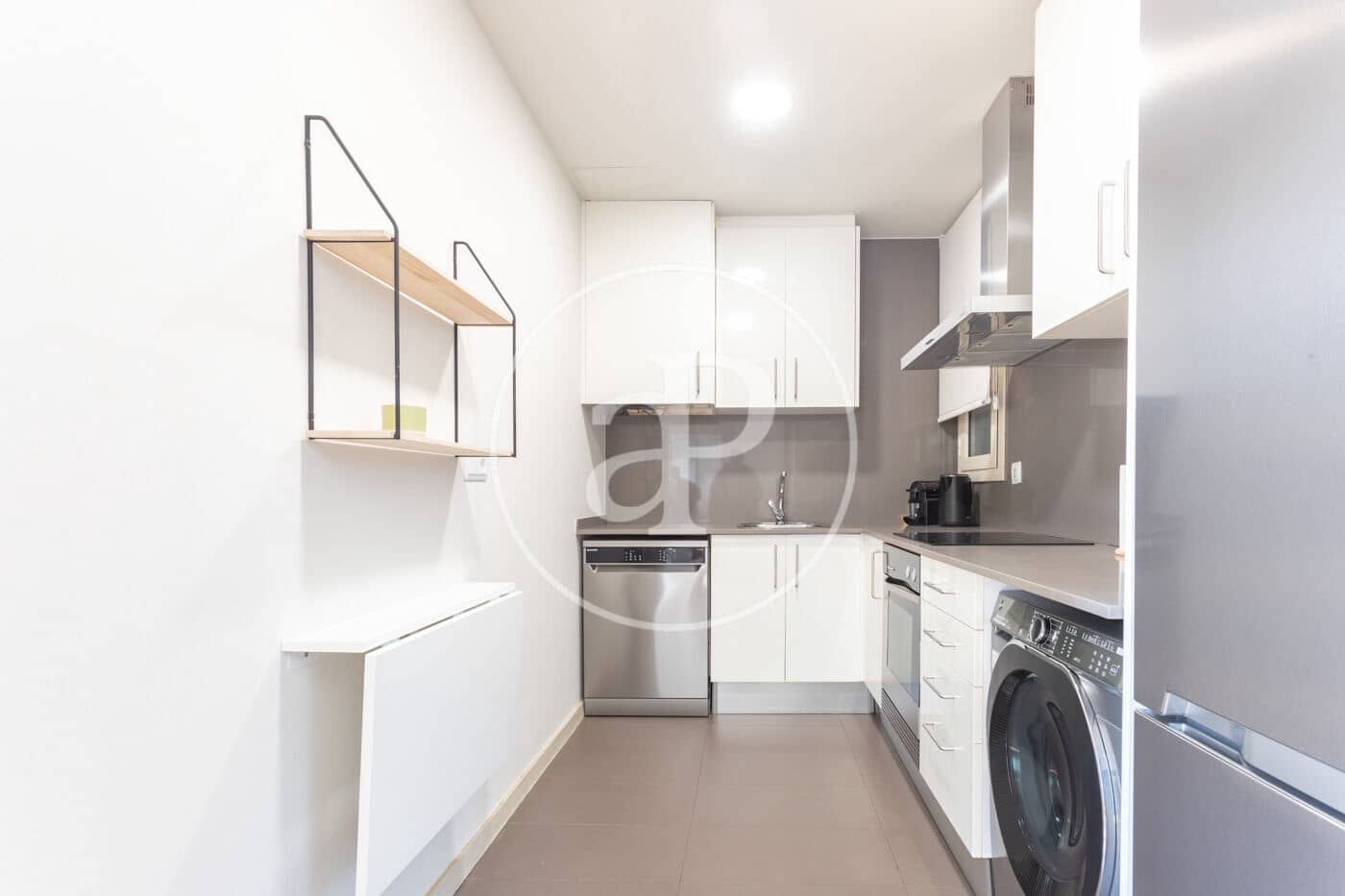 2 quarto Apartamento para arrendar em Barcelona cidade - 2 300 € (Ref: 9677738)